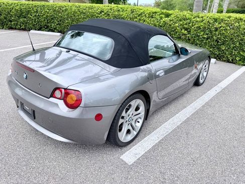 Used 2003 BMW Z4 3.0i RWD image 11