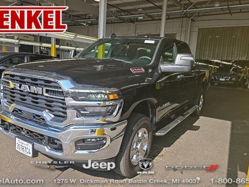 Used 2026 RAM 2500 Big Horn AWD/4WD image 1