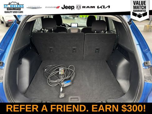 Used 2022 Ford Escape SE FWD image 8