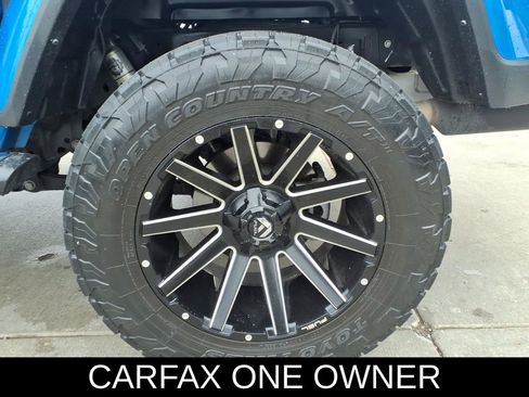 Used 2021 Jeep Gladiator Sport AWD/4WD image 12