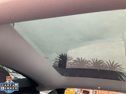 Used 2024 Tesla Model Y Long Range image 57