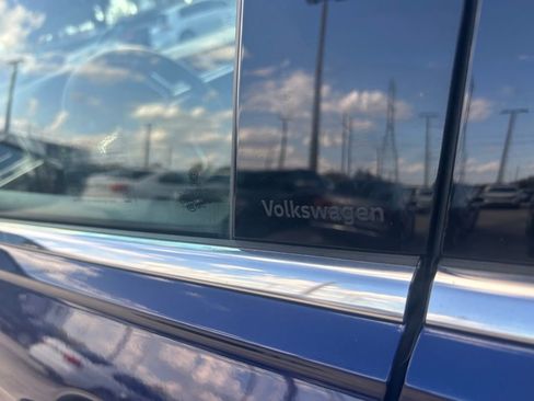 Certified 2023 Volkswagen Tiguan SE image 29