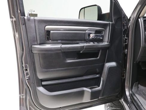 Used 2018 RAM 2500 Laramie w/ Sport Appearance Group AWD/4WD image 17