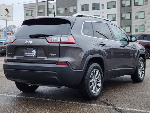 Used 2019 Jeep Cherokee Latitude Plus AWD/4WD image 10