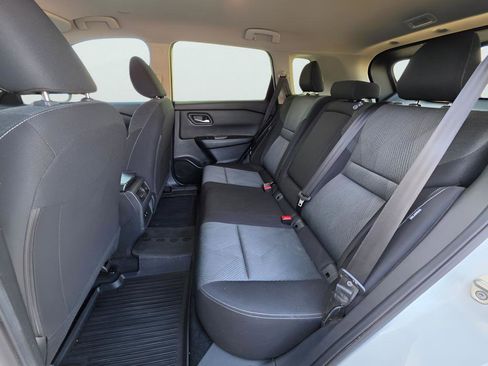 Used 2024 Nissan Rogue SV AWD/4WD image 23