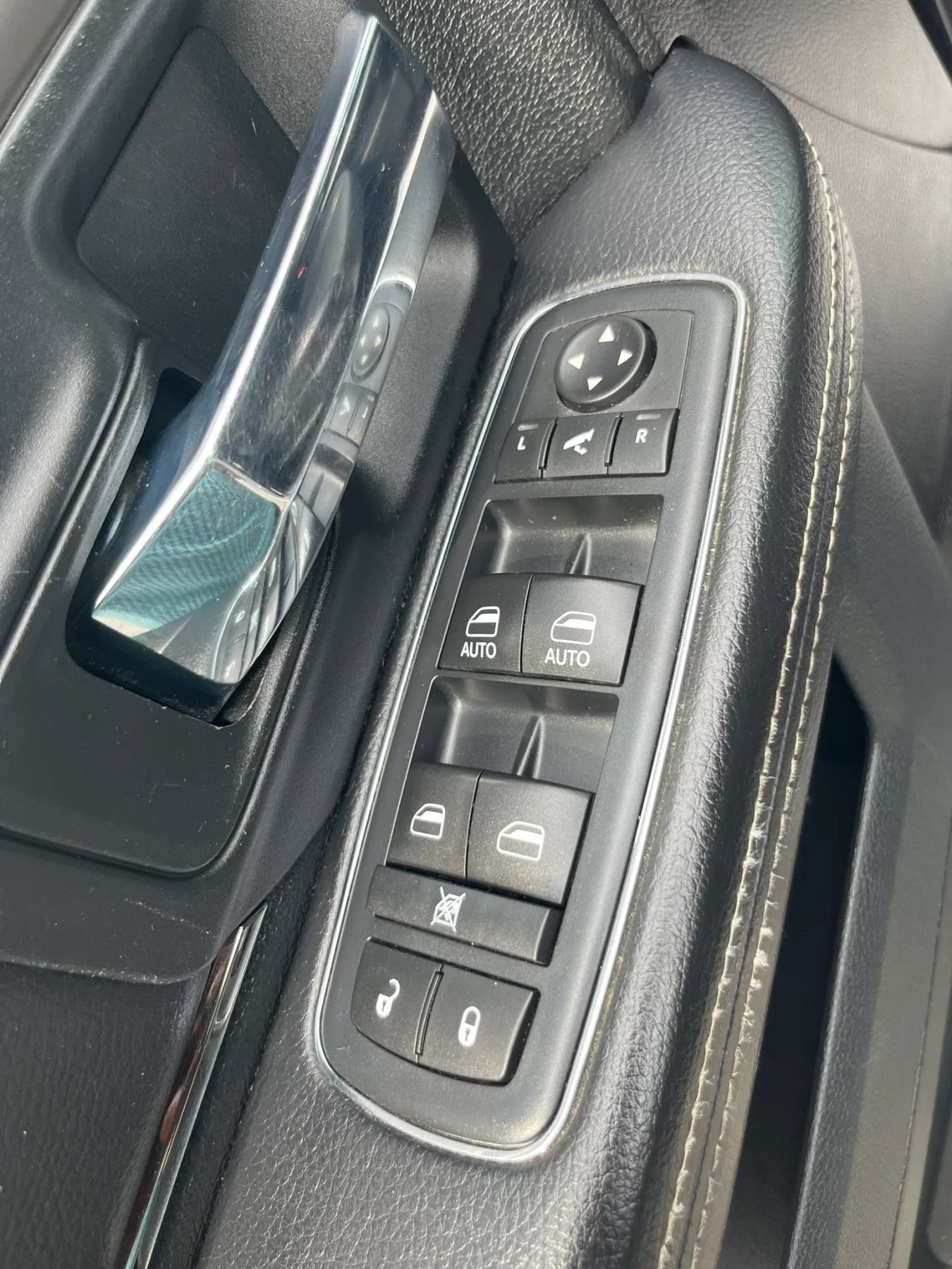 Used 2017 RAM 1500 Sport w/ Convenience Group AWD/4WD image 28