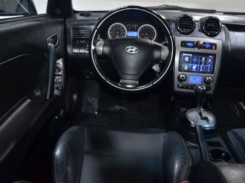 Used 2008 Hyundai Tiburon image 6