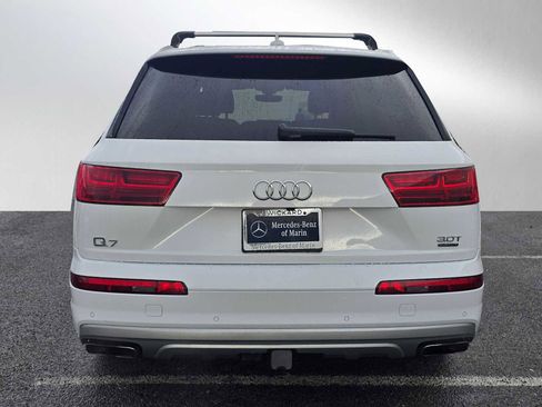 Used 2017 Audi Q7 3.0T Prestige image 4