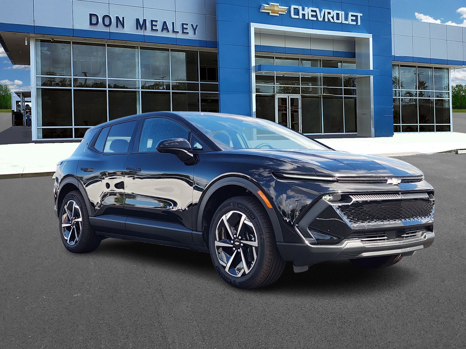 New 2026 Chevrolet Equinox EV LT w/ Comfort Package AWD/4WD image 1