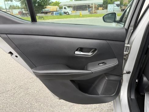 Used 2021 Nissan Sentra SV FWD image 5