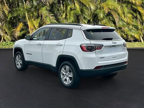 Certified 2022 Jeep Compass Latitude w/ Convenience Group image 7