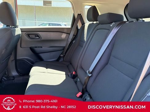 Certified 2025 Nissan Rogue S AWD/4WD image 29
