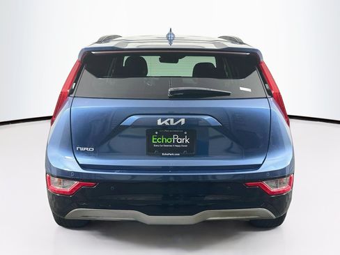 Used 2023 Kia Niro Wind w/ Wind Preserve Package FWD image 7