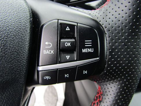 Used 2025 Ford Escape ST-Line Select AWD/4WD image 23