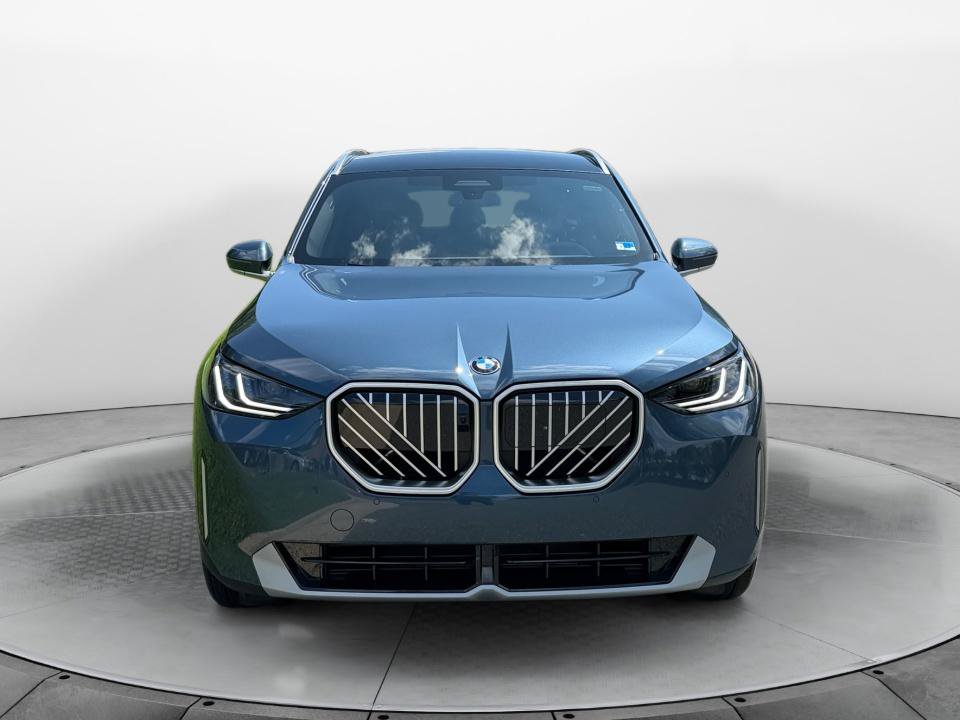 New 2026 BMW X3 xDrive30i w/ Premium Package AWD/4WD image 2