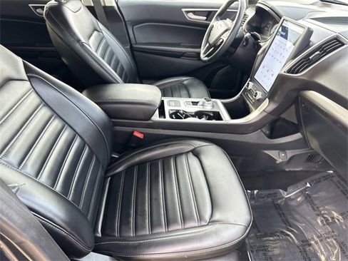 Used 2024 Ford Edge SEL w/ Convenience Package image 28