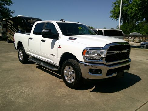 Used 2024 RAM 2500 Big Horn image 5