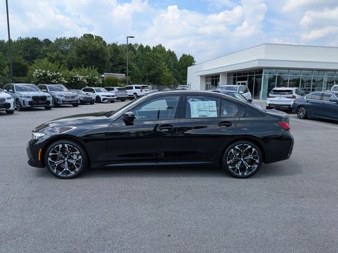New 2026 BMW 330i Sedan w/ M Sport Package RWD image 6