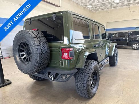 Used 2023 Jeep Wrangler Unlimited Sahara AWD/4WD image 3