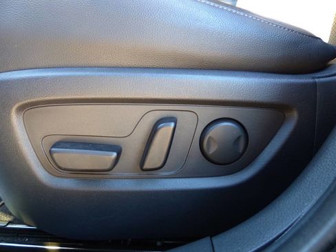 Used 2023 MAZDA CX-50 AWD 2.5 S w/ Accent Package image 22