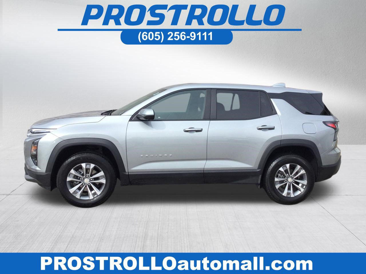 Used 2025 Chevrolet Equinox LT w/ Safety and Technology Package AWD/4WD image 1