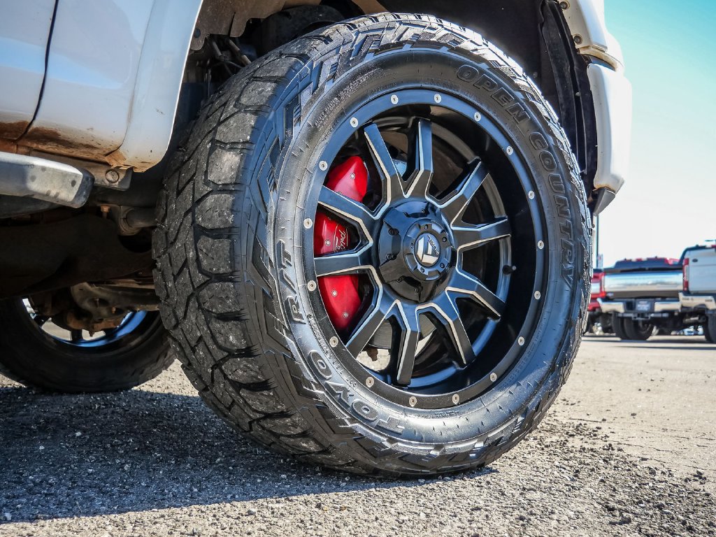 Used 2018 Ford F150 XLT w/ Equipment Group 302A Luxury AWD/4WD image 9