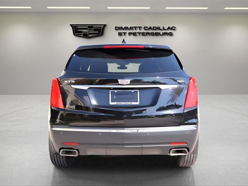 Used 2017 Cadillac XT5 Luxury w/ Driver Awareness Package image 4