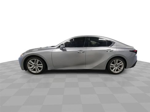 Used 2023 Lexus IS 300 w/ Comfort Package RWD image 5