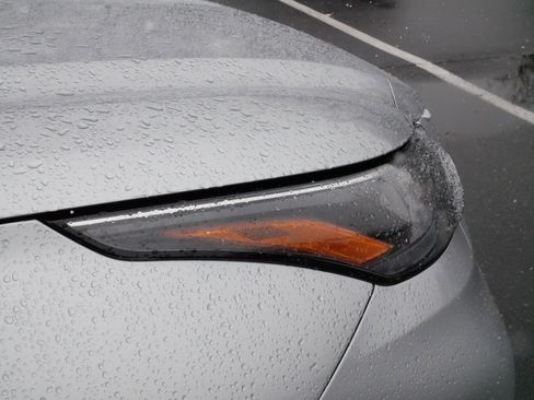 Certified 2024 Toyota Highlander LE image 21