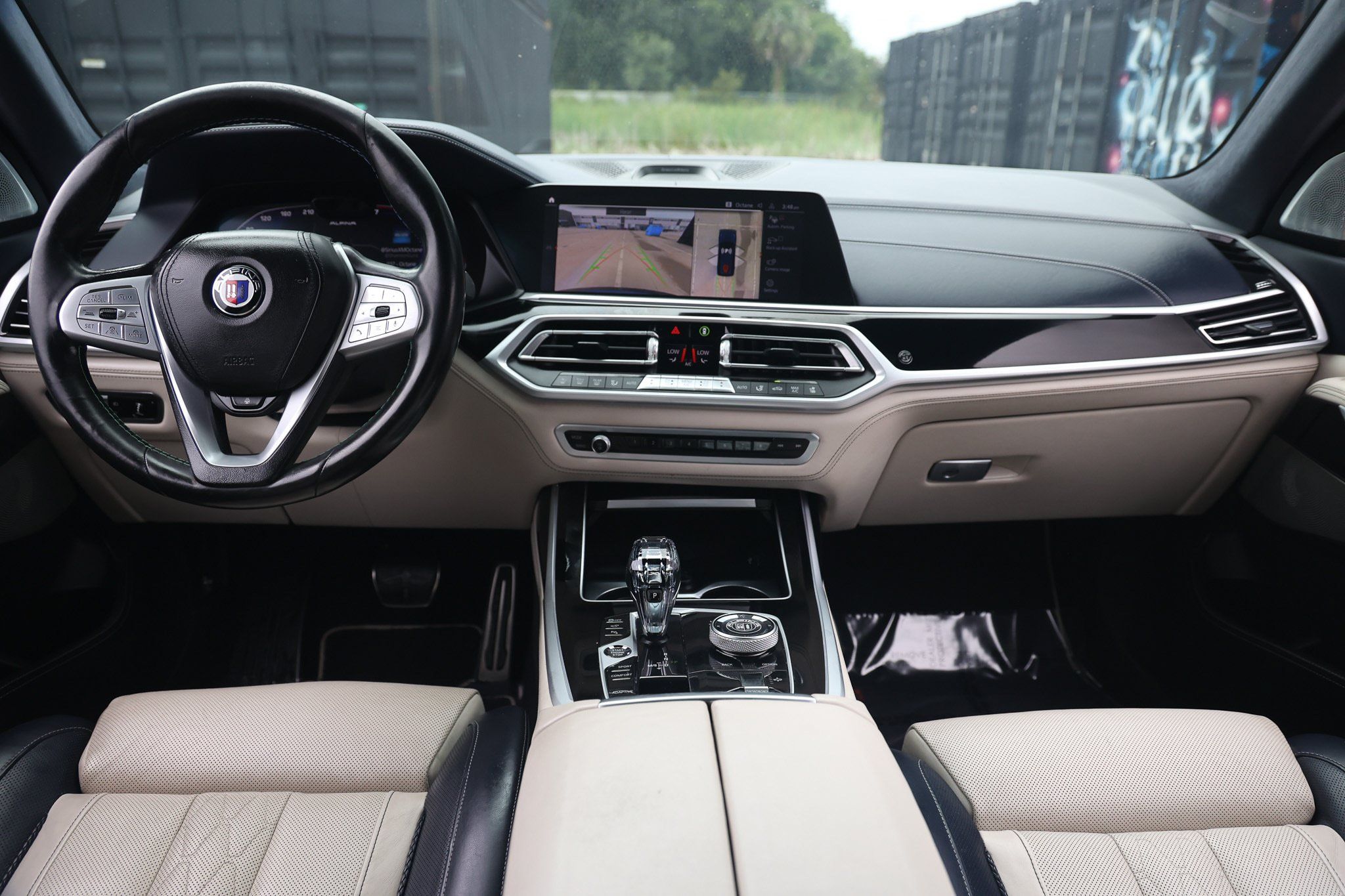 Used 2021 BMW ALPINA XB7 AWD/4WD image 25