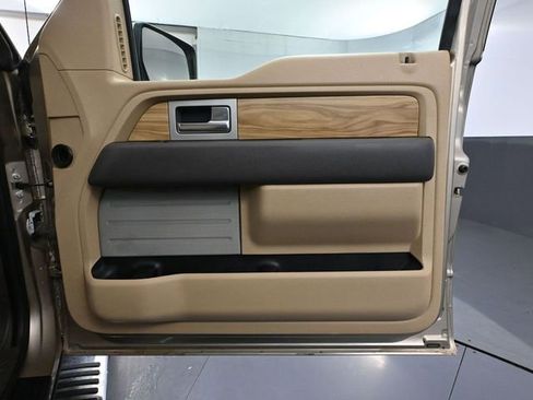 Used 2011 Ford F150 Lariat w/ Lariat Chrome Pkg image 41