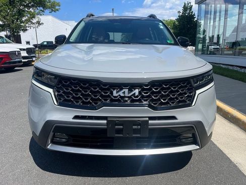 Used 2023 Kia Sorento SX Prestige AWD/4WD image 2