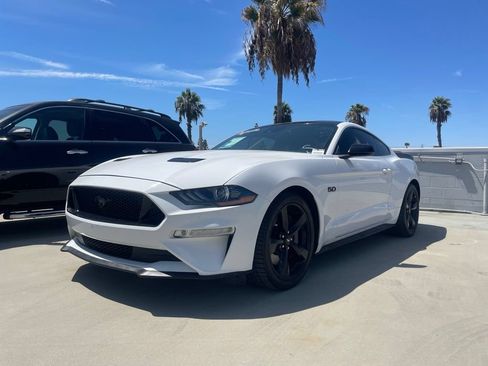 Used 2021 Ford Mustang GT w/ Black Accent Package RWD image 5