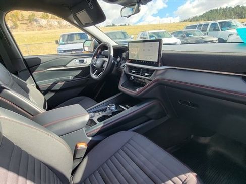 Used 2025 Ford Explorer ST-Line image 46