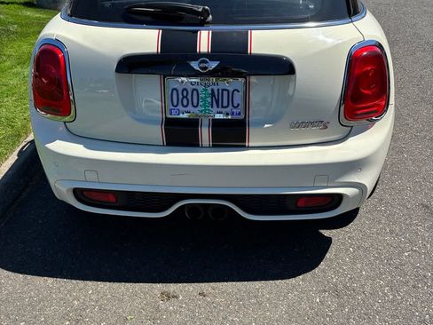 Used 2018 MINI Cooper S FWD image 4