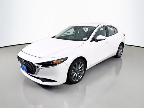 Used 2023 MAZDA MAZDA3 s FWD image 3