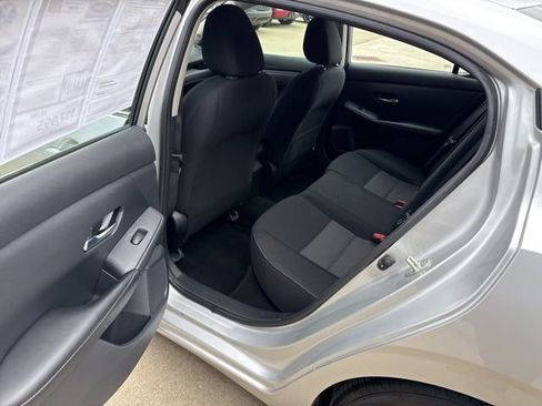 Used 2022 Nissan Sentra SV image 25