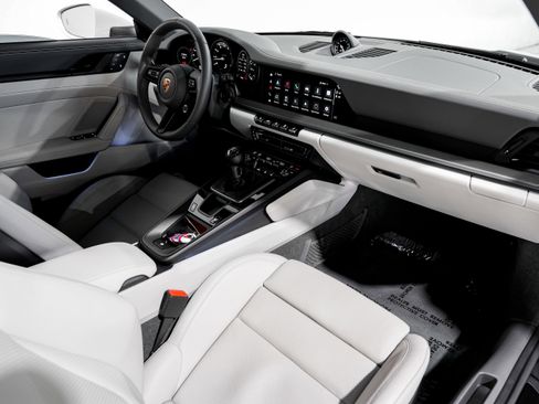 Used 2022 Porsche 911 Carrera GTS image 31