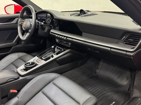Used 2022 Porsche 911 Carrera image 59