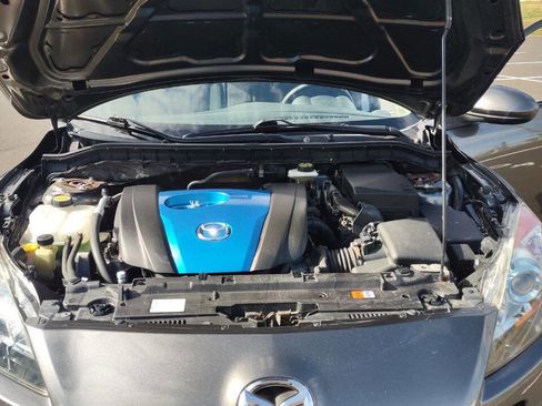 Used 2013 MAZDA MAZDA3 i Touring image 23