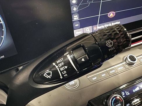 Used 2024 Hyundai Elantra SEL image 34