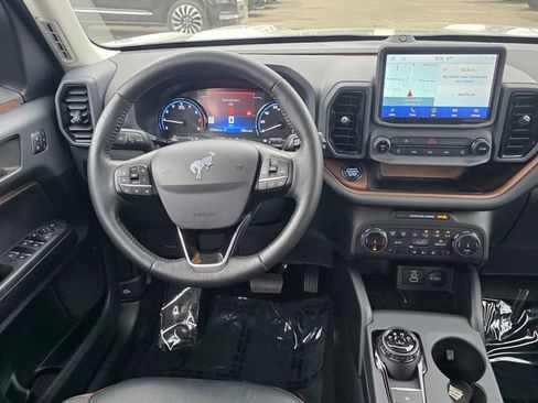 Used 2023 Ford Bronco Sport Outer Banks w/ Tech Package AWD/4WD image 10