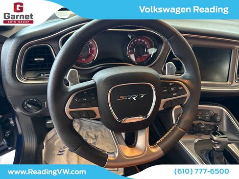 Used 2016 Dodge Challenger SRT Hellcat RWD image 13