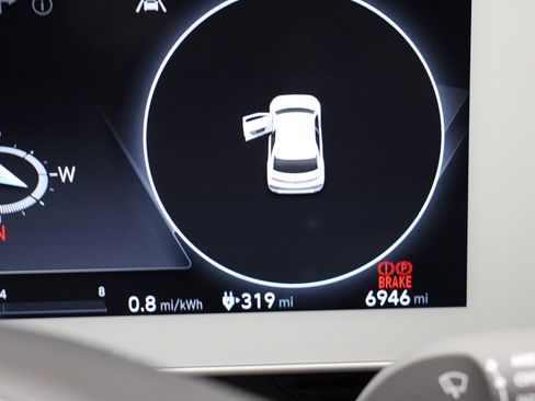 Used 2023 Hyundai Ioniq 5 SEL image 11