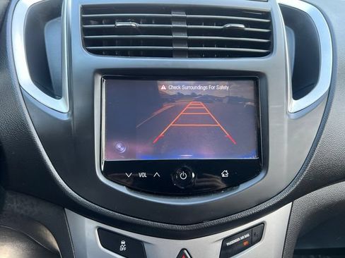 Used 2016 Chevrolet Trax LT w/ LT Convenience Package FWD image 16