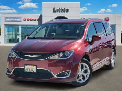 Used 2020 Chrysler Pacifica Touring-L Plus w/ Tire & Wheel Group