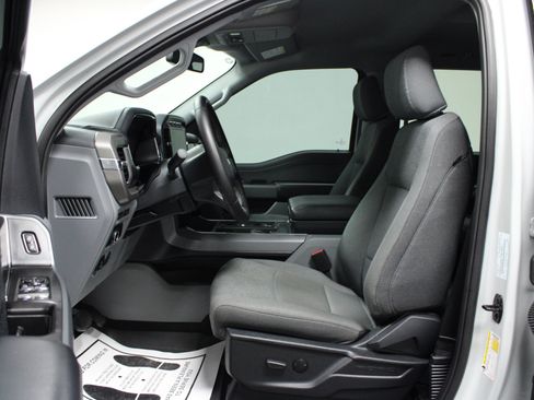 Used 2024 Ford F150 Lightning XLT AWD/4WD image 12