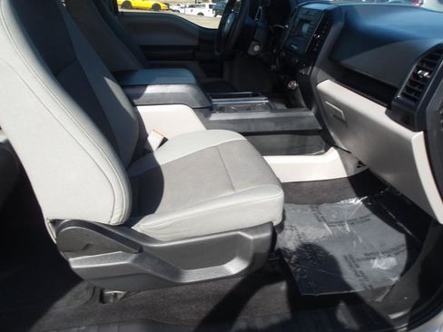 Used 2016 Ford F150 XL w/ Equipment Group 101A Mid RWD image 10