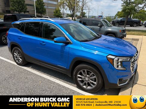 Certified 2024 GMC Terrain SLT w/ Infotainment Package II AWD/4WD image 1
