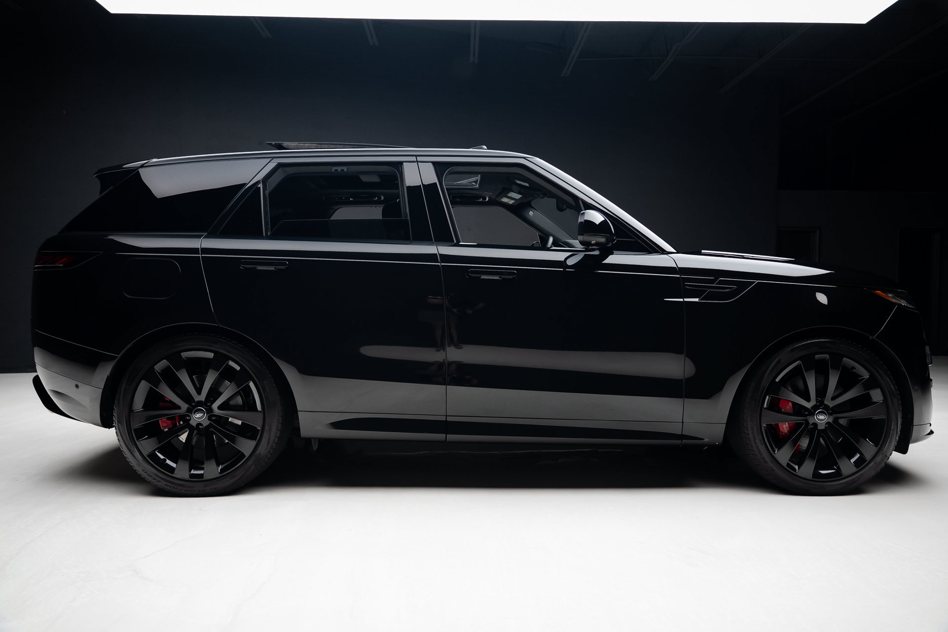 Used 2023 Land Rover Range Rover Sport First Edition AWD/4WD image 36